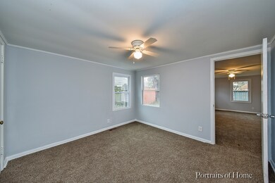 605 N Evanslawn Ave, Aurora, IL 60506 - photo 7