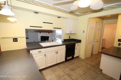 1252 Caspian Ct NE, Palm Bay, FL 32905 - photo 4