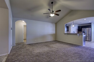 8704 S 256th East Ave, Broken Arrow, OK 74014 - photo 6