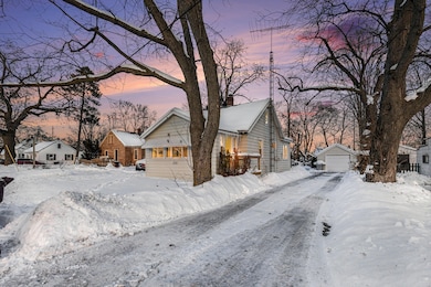 1254 Harvey St, Muskegon, MI 49442 - photo 2