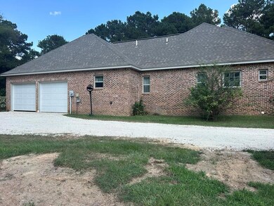 131 Violet Dr, Laurel, MS 39443 - photo 4