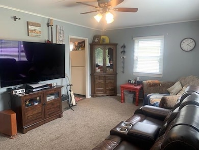 2505 Pearl St, Columbus, IN 47201 - photo 6