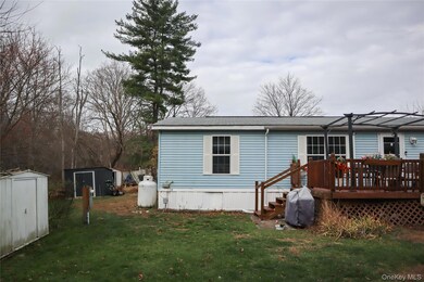 172 Democracy Ln, Washingtonville, NY 10992 - photo 4