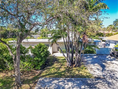 698 Glenridge Rd, Key Biscayne, FL 33149 - photo 2