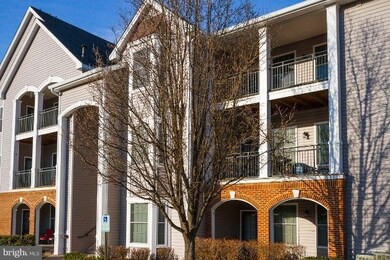 46606 Drysdale Terrace unit 301, Sterling, VA 20165 - photo 2