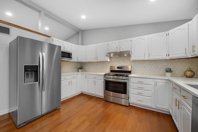 1409 Independence Dr, Hobart, IN 46342 - photo 5