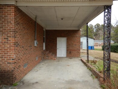 457 Evergreen Dr, Winterville, NC 28590 - photo 4