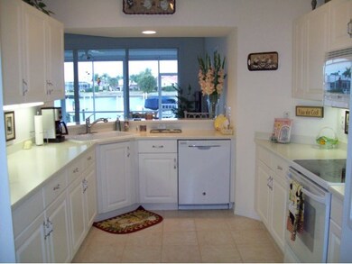 Light and Bright Kitchen