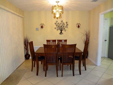 Dining Room. Formal Dining Room with Wood Table, 6