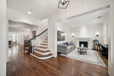 1839 Hewitt Dr, Houston, TX 77018 - photo 3