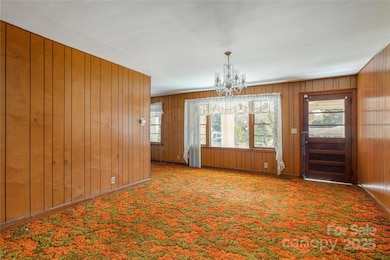 127 Longview Dr, Hendersonville, NC 28791 - photo 6