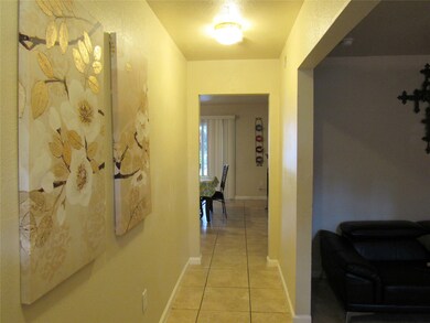 6338 Acorn Forest Dr, Houston, TX 77088 - photo 4