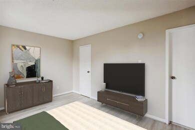 Westlake Towers unit 712, Bethesda, MD 20817 - photo 7