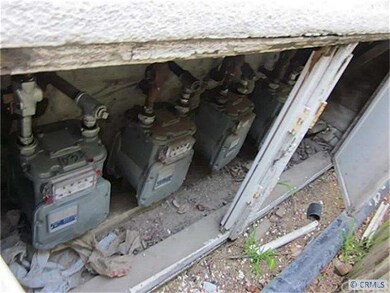 1032 Roswell Gas Meters