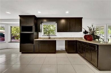 413 Stewart Dr, El Paso, TX 79915 - photo 2