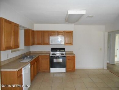 2554 Ebersol Rd, Jacksonville, FL 32216 - photo 7