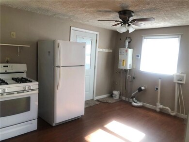 424 S Vine St, Saint Marys, OH 45885 - photo 6