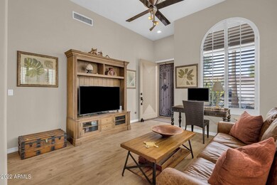 7-web-or-mls-3109-e-windmere-dr