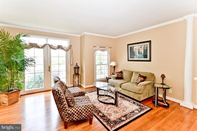 4016 Dogberry Ln, Fairfax, VA 22033 - photo 6