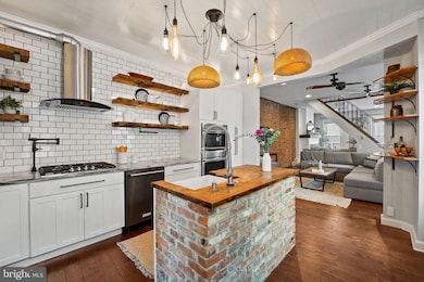 211 Lofty St, Philadelphia, PA 19128 - photo 2