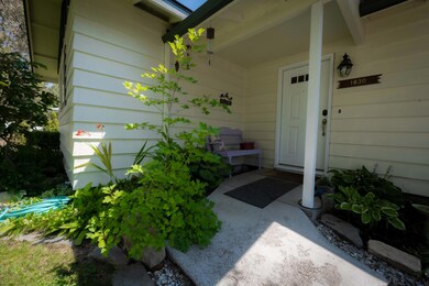 1830 SW 16th St, Redmond, OR 97756 - photo 4