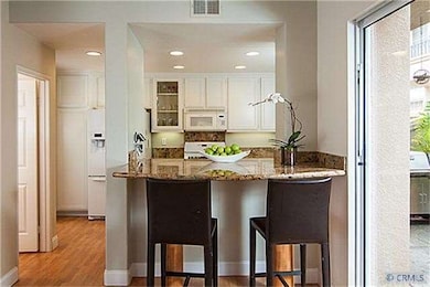 Oversized eating bar.