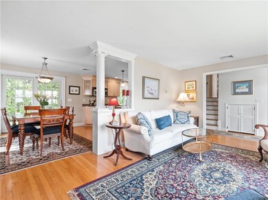 19 Pickett Rd, East Providence, RI 02914 - photo 3