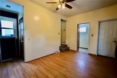 Large eat-in kitchen with built-in pantry, deck ac