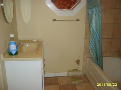 31 Lagoon Pond Rd, Vineyard Haven, MA 02568 - photo 5