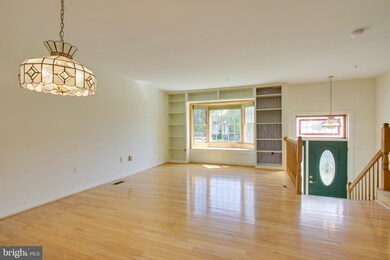 1309 Waterway Ct, Stoney Beach, MD 21226 - photo 2