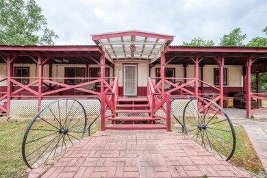 19019 Forest St, Alvin, TX 77511 - photo 2