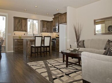 674 NE Vail Ln, Bend, OR 97701 - photo 6