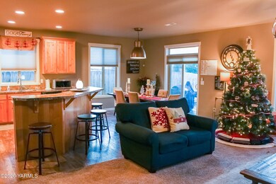 Kitchen/Dining/Living