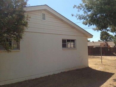Alice  Ave - 22