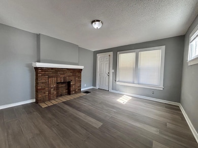 1091 S Champion Ave, Columbus, OH 43206 - photo 2