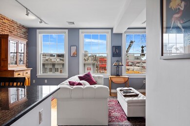 275 W 2nd St unit 2, Boston, MA 02127 - photo 6