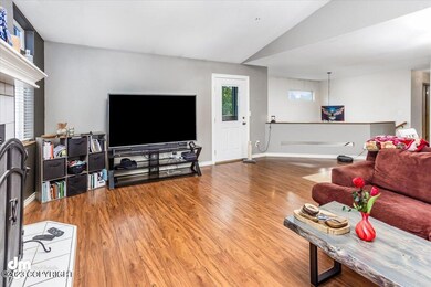 06-Living Room_IMG_7416