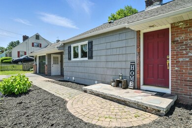 683 Rogers Ave, West Springfield, MA 01089 - photo 4