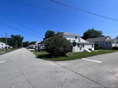 40 Portland Ave unit 1, Old Lyme, CT 06371 - photo 6