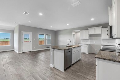 852 Alexandria Ln, Joshua, TX 76058 - photo 7