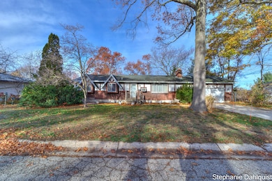 2118 Moulton Ave, Muskegon, MI 49445 - photo 2