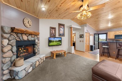 06-006-living-room