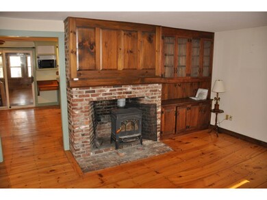 174 Pinewood Dr, Contoocook, NH 03229 - photo 6