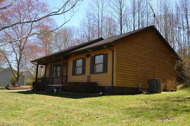 217 Brookside Dr, Millers Creek, NC 28651 - photo 3