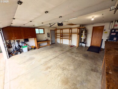 3880 SW 194th Place, Beaverton, OR 97007 - photo 4