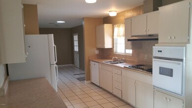 Kitchen 4