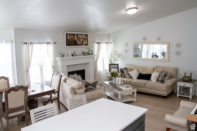 1415 N 3300 W, Provo, UT 84601 - photo 2