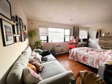 1027 Commonwealth Ave unit 10, Boston, MA 02215 - photo 2