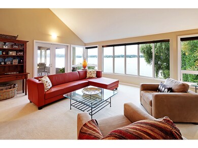 7617 W Mercer Way, Mercer Island, WA 98040 - photo 4