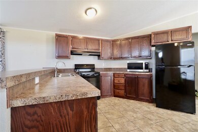 106 Sooner Rd, Shawnee, OK 74804 - photo 7